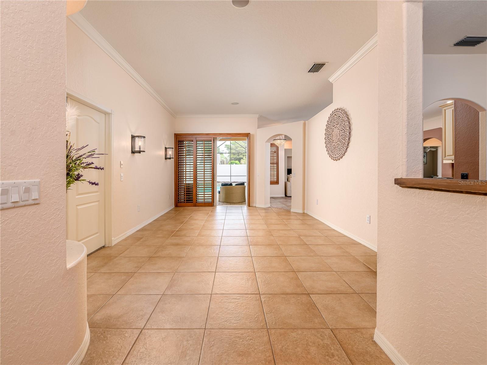 TAMPA PALMS 2C UNIT 2 - Residential