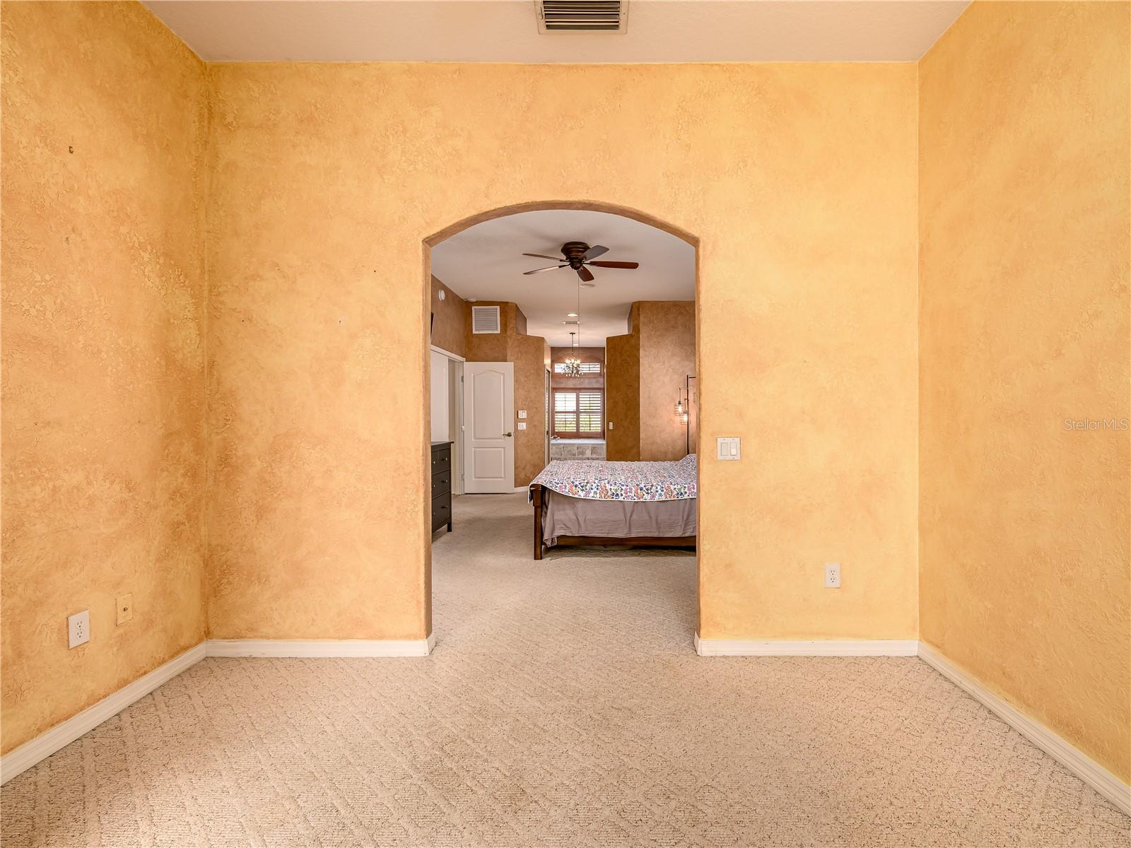 TAMPA PALMS 2C UNIT 2 - Residential