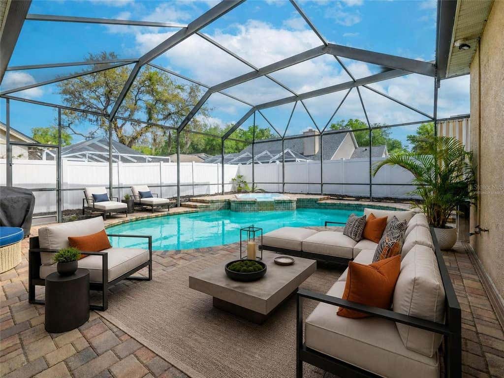 Photo of 7218 Yardley Way, Tampa, FL 33647 (MLS # TB8489605)