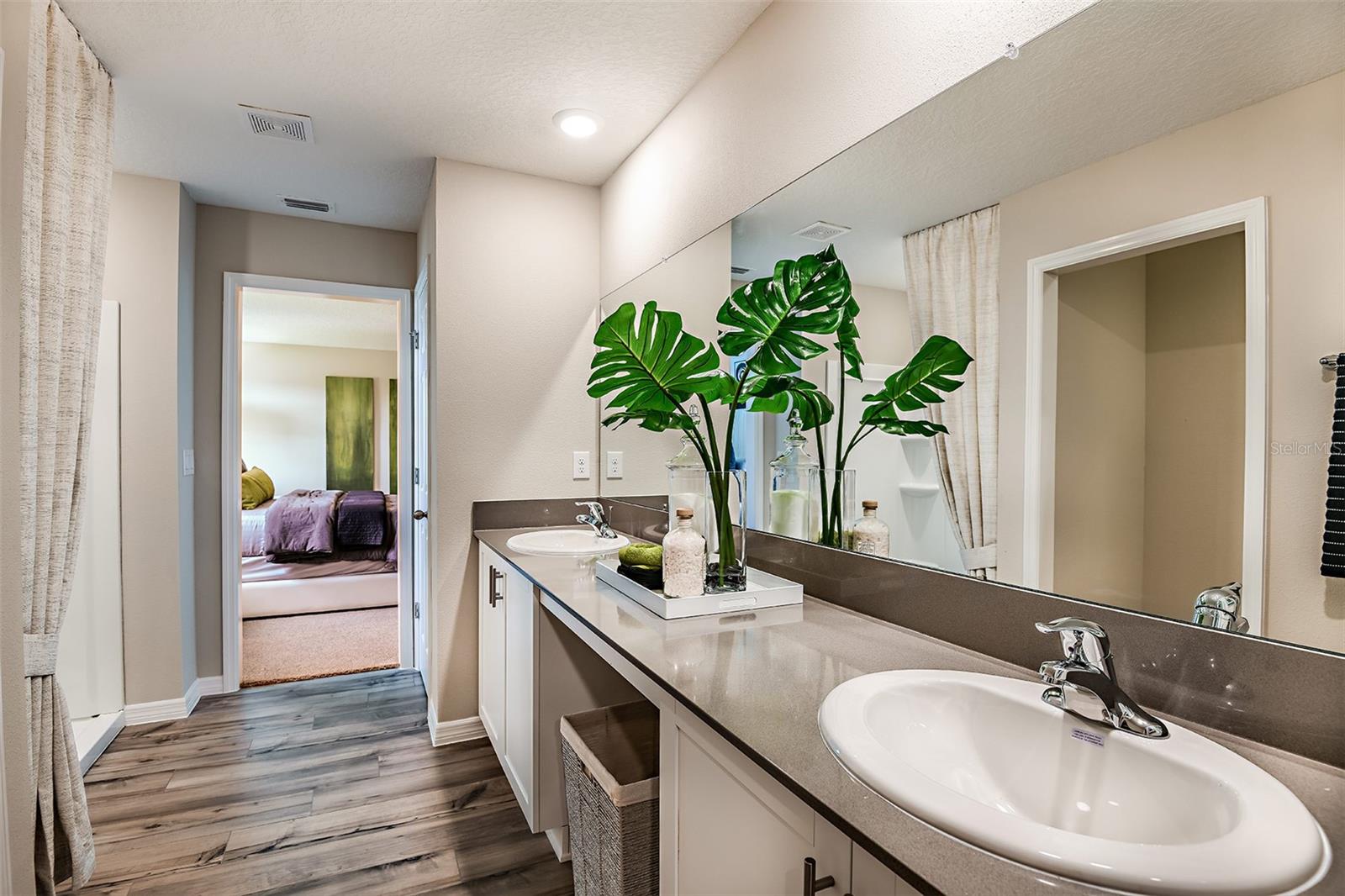 TWO RIVERS - Residential