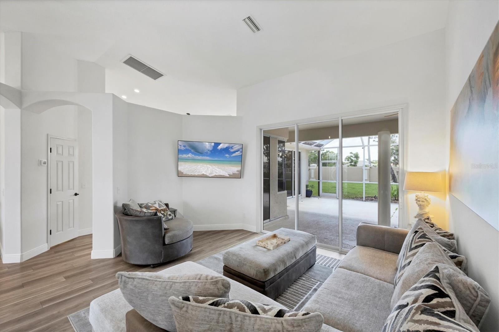 BARTON FARMS - Residential