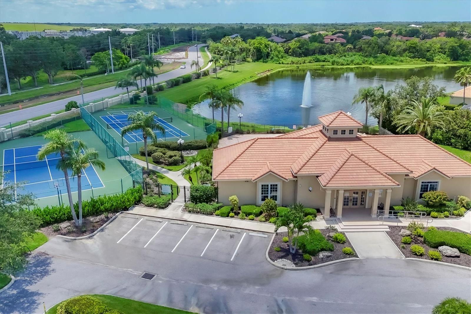 BARTON FARMS - Residential