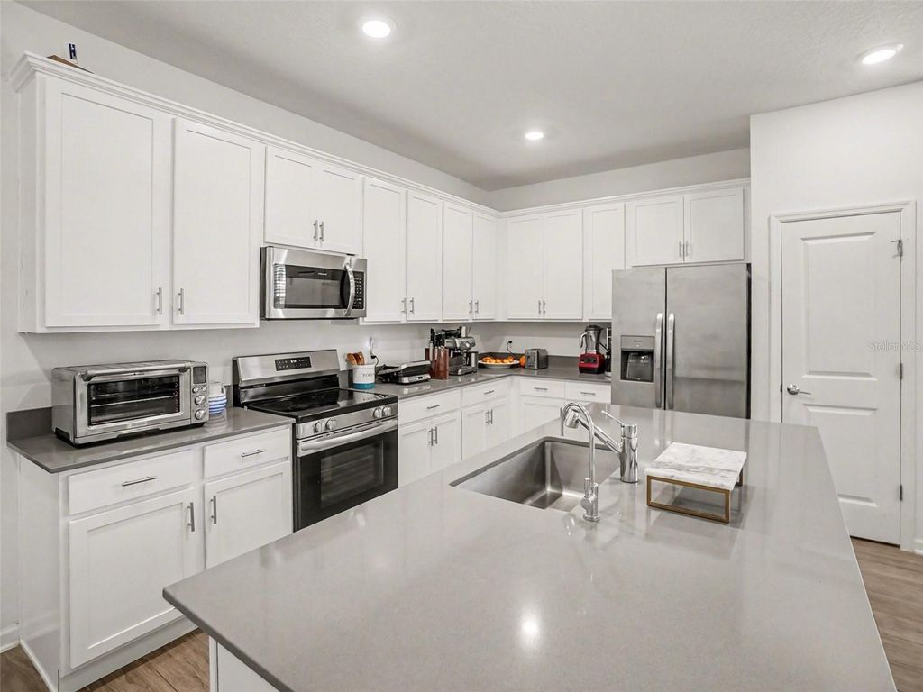 Photo of 4133 Conjunction Way, Apopka, FL 32712 (MLS # O6385706)