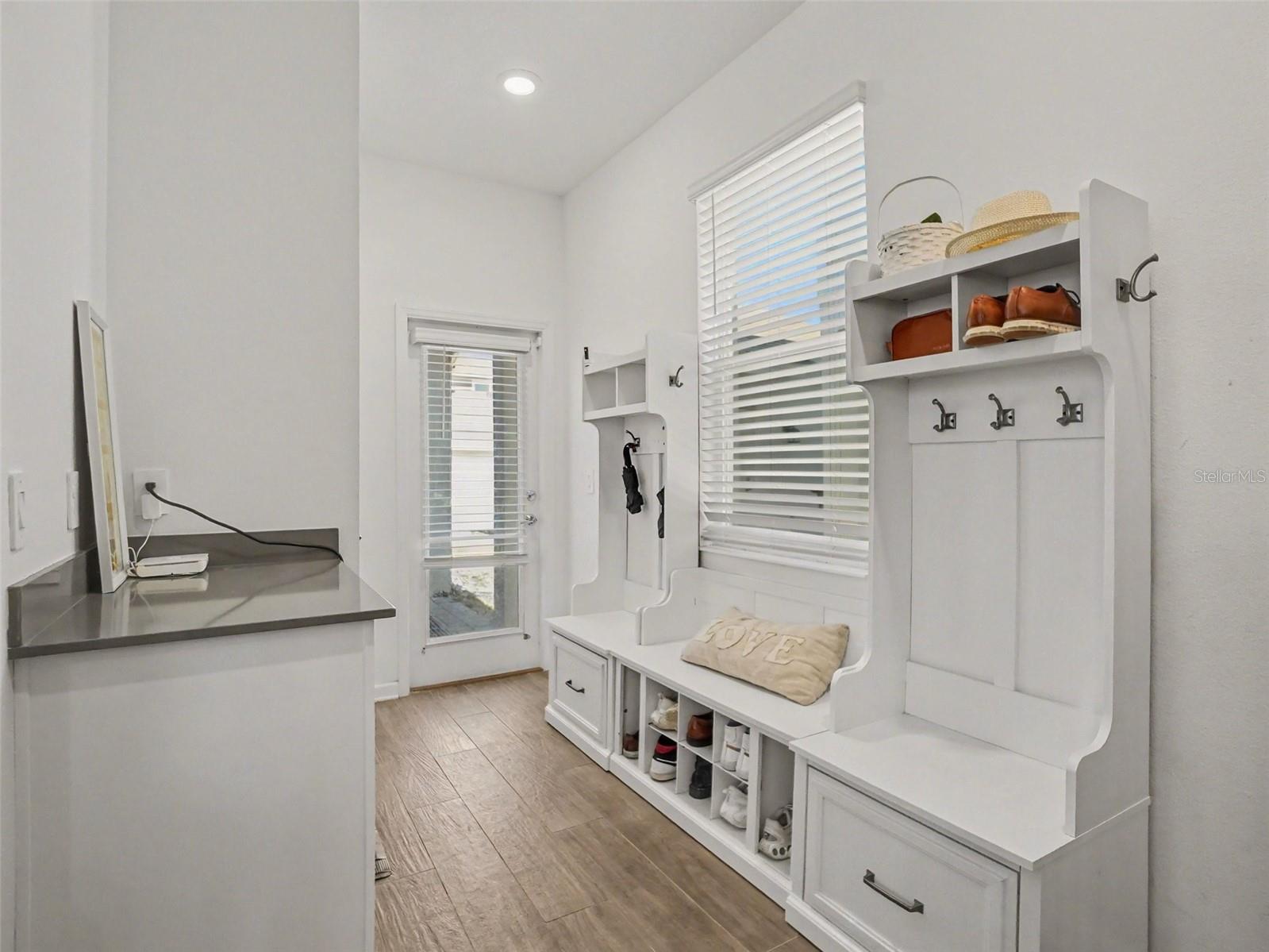 GOLDEN ORCHARD - Residential