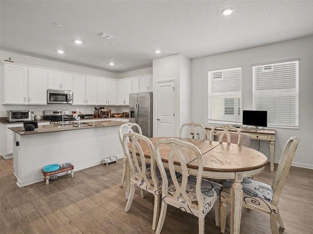 Photo of 4133 Conjunction Way, Apopka, FL 32712 (MLS # O6385706)