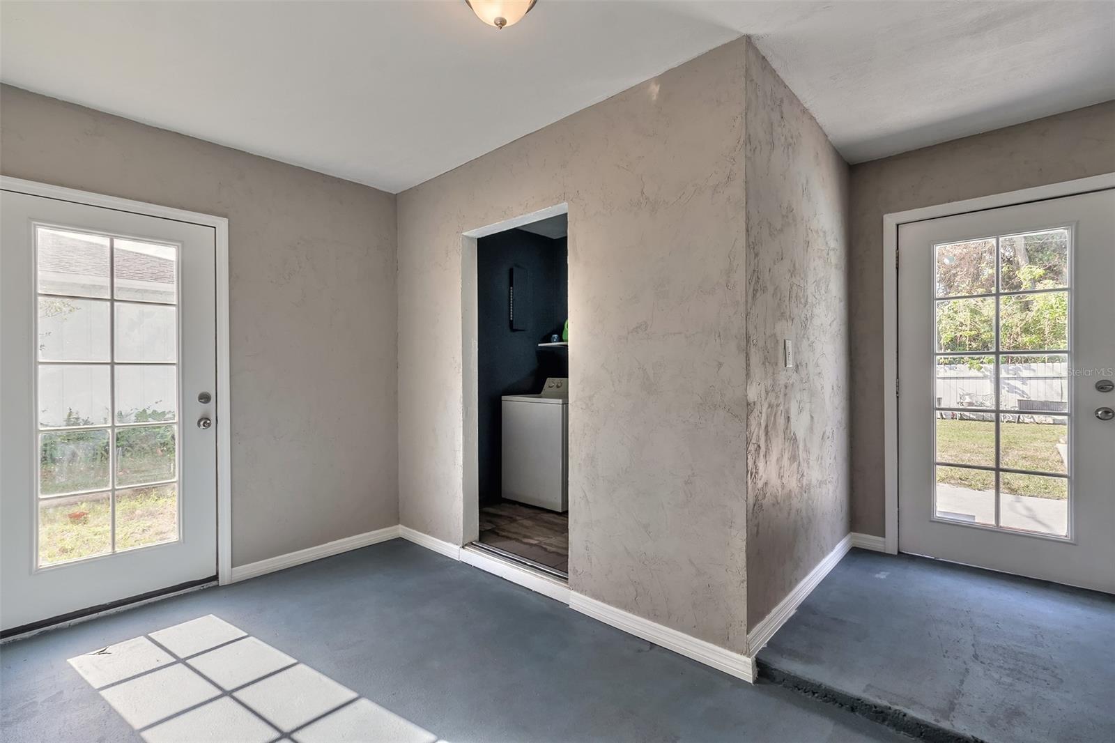 Florida Shores 01 - Residential