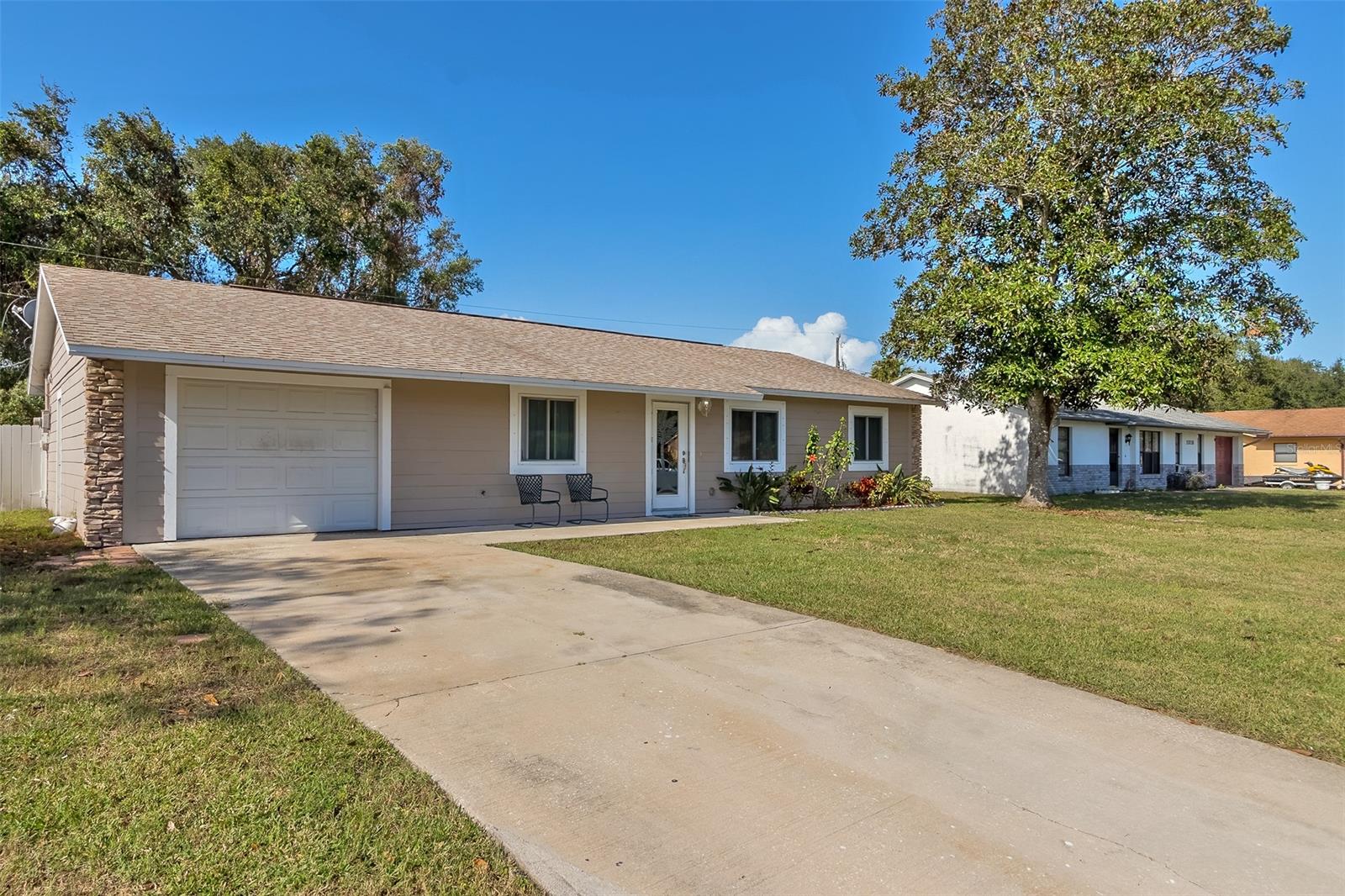 Florida Shores 01 - Residential