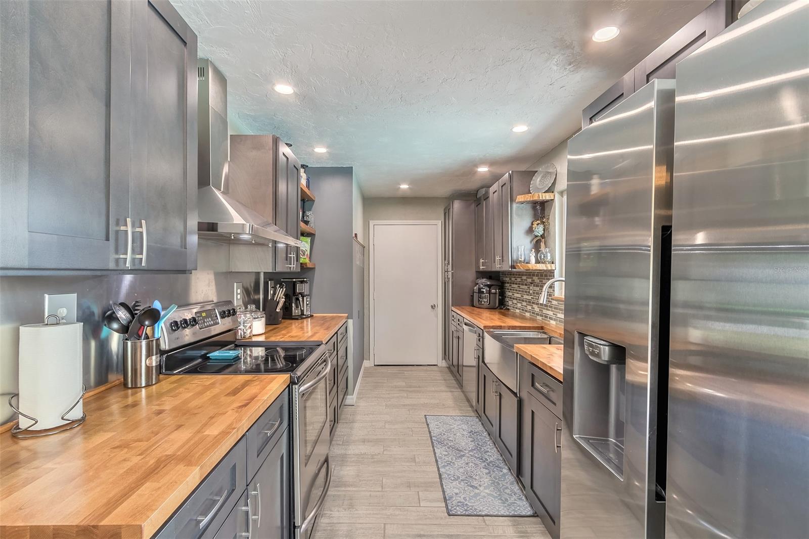 Florida Shores 01 - Residential