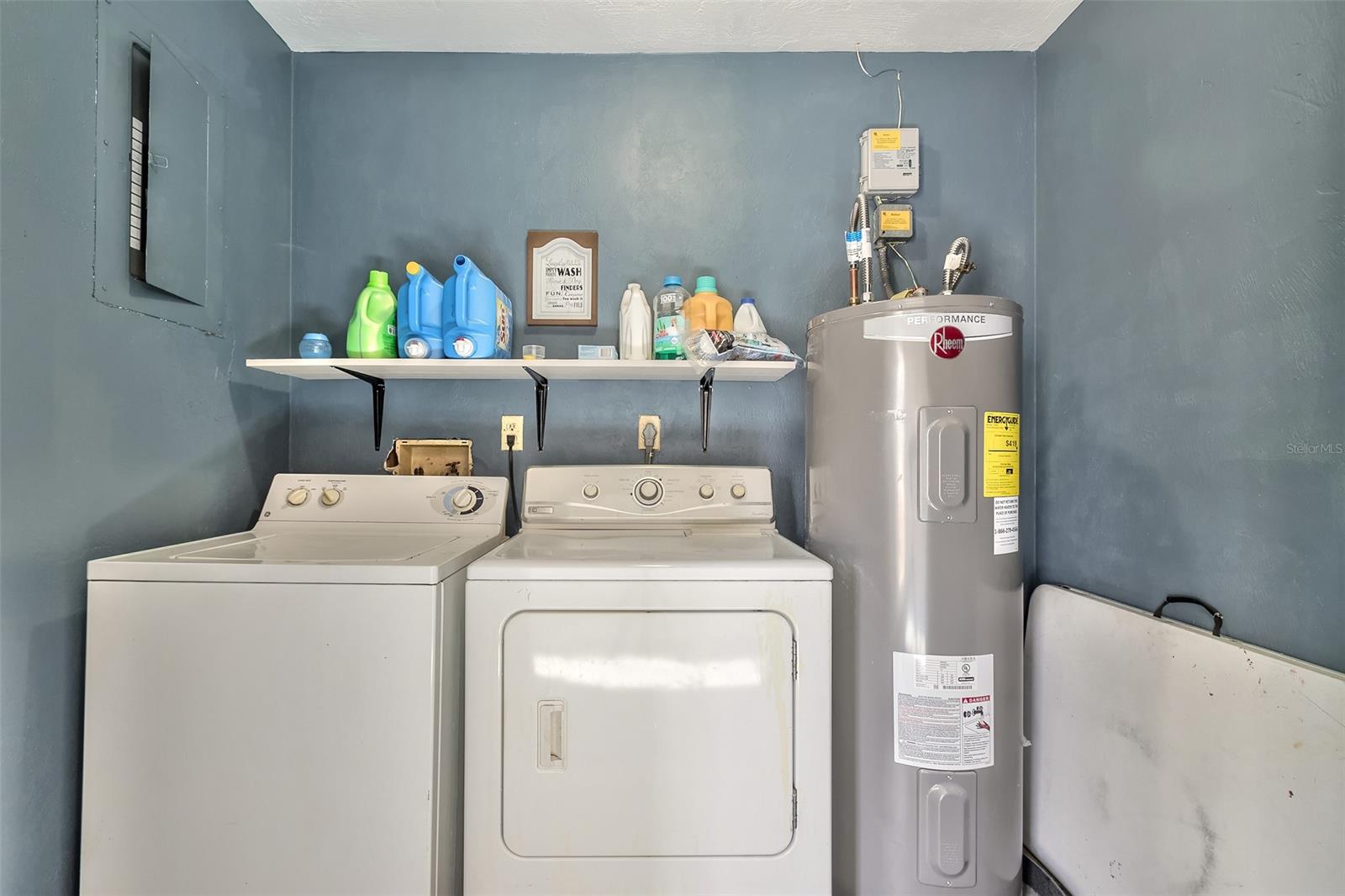 Florida Shores 01 - Residential