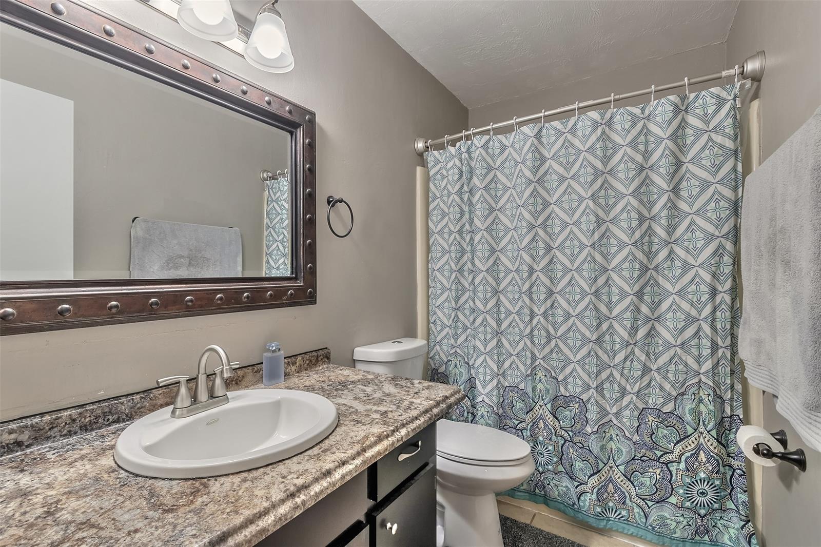 Florida Shores 01 - Residential