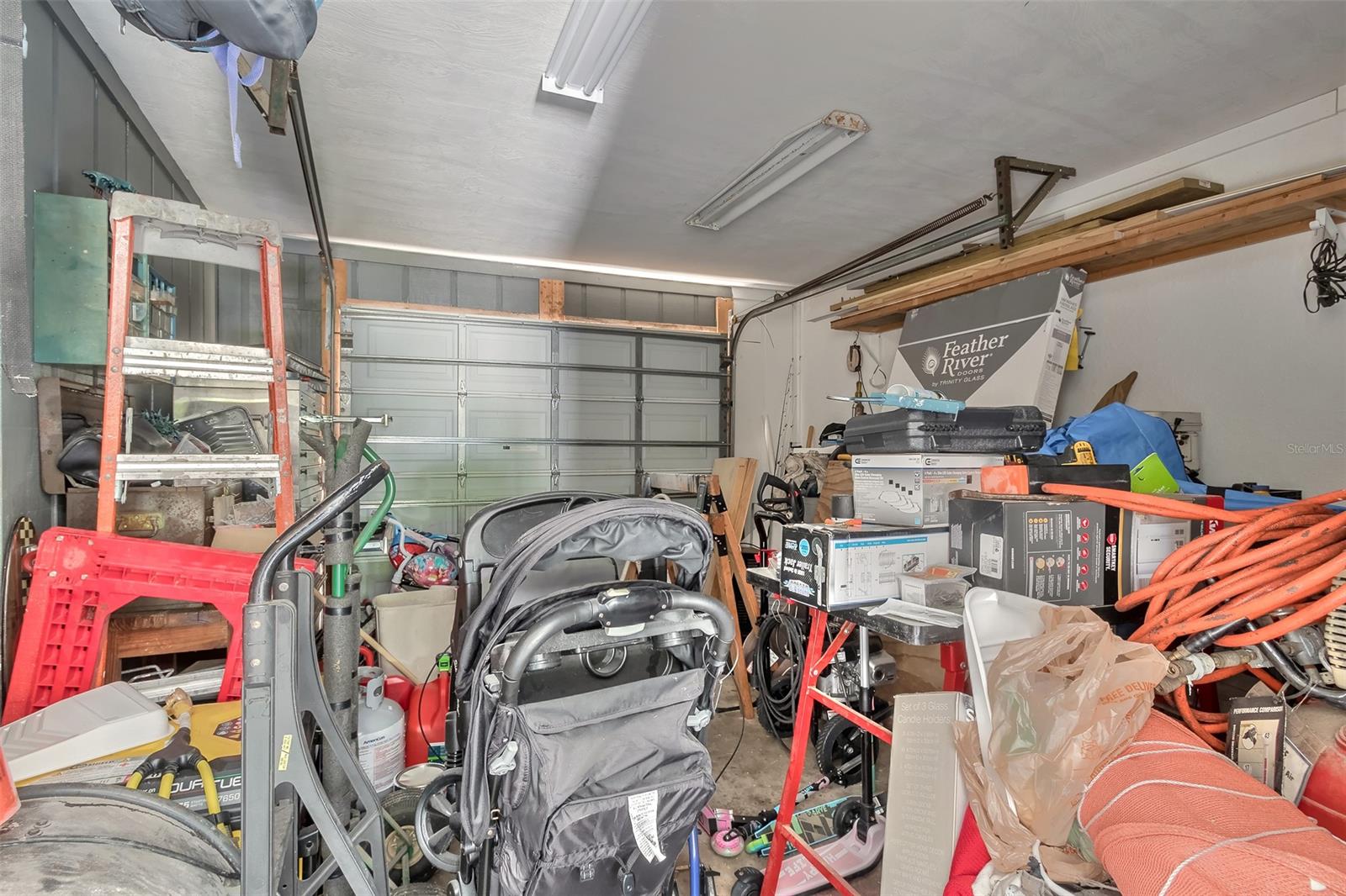 Florida Shores 01 - Residential