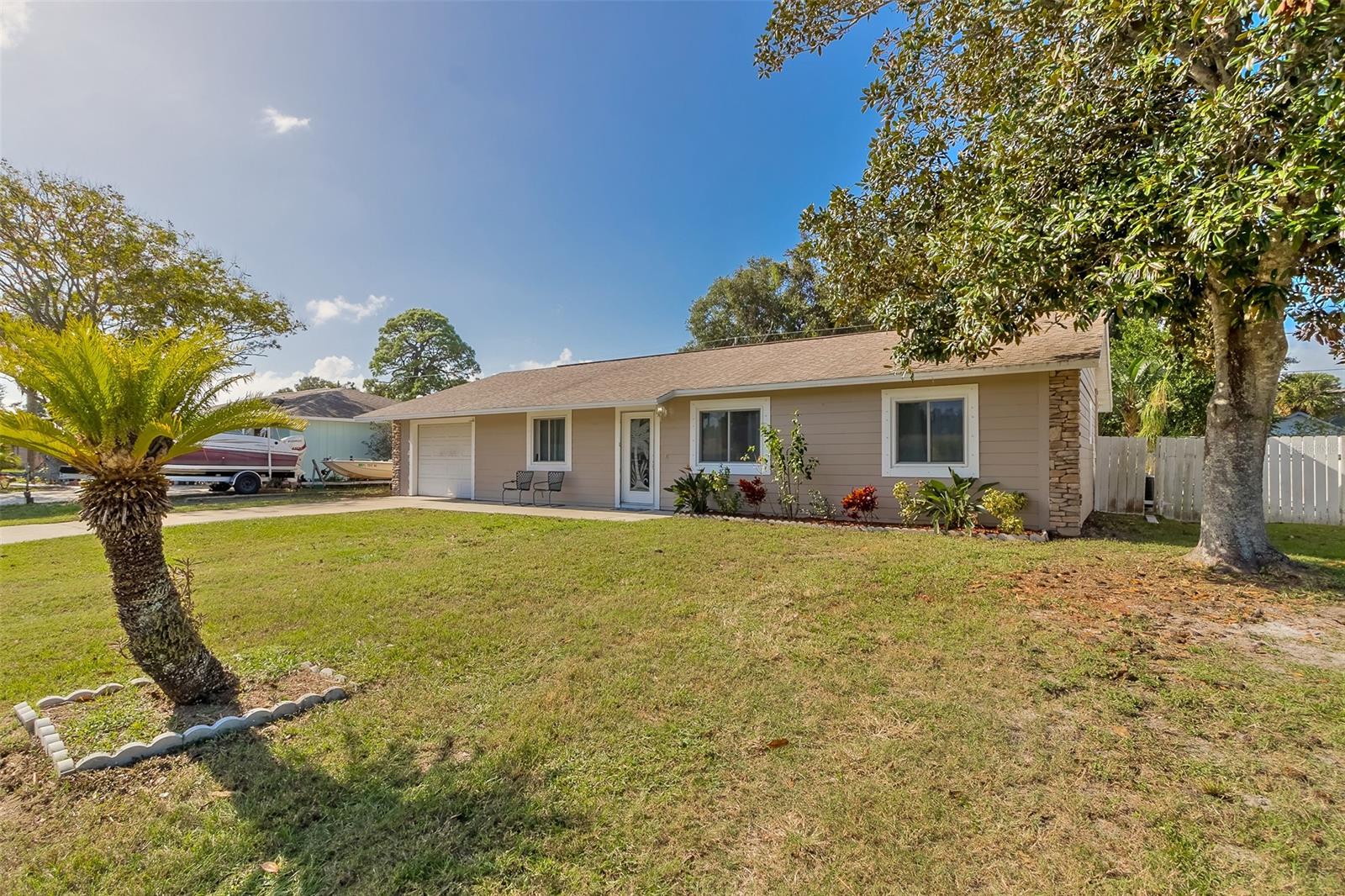 Florida Shores 01 - Residential