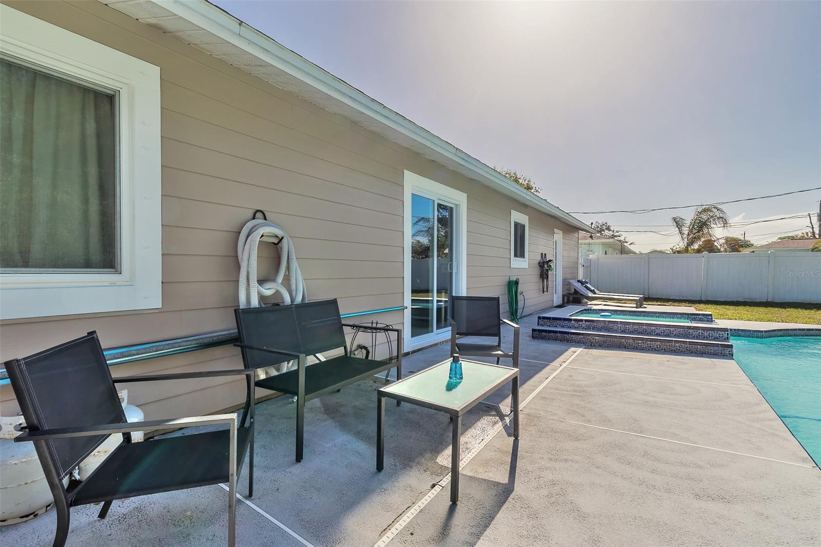 Florida Shores 01 - Residential