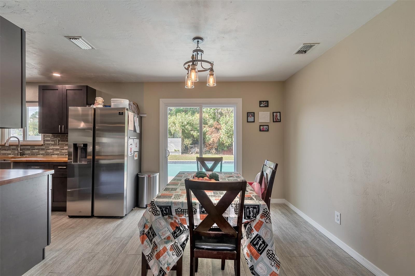 Florida Shores 01 - Residential