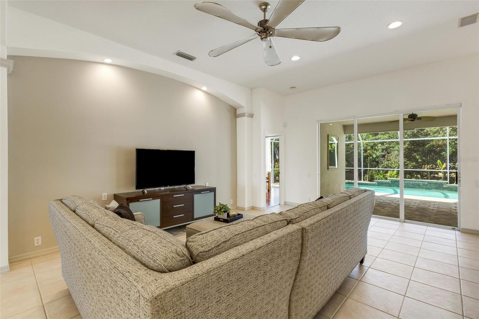 RIVER CLUB SOUTH SUBPHASE II - Residential