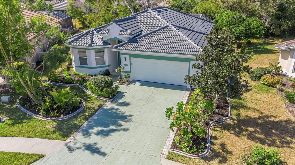 Photo of 7310 Dunes Court, Bradenton, FL 34202 (MLS # A4682647)