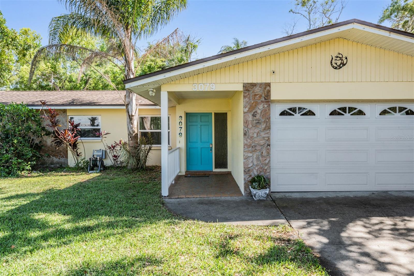 3079 KAPOK KOVE DRIVE