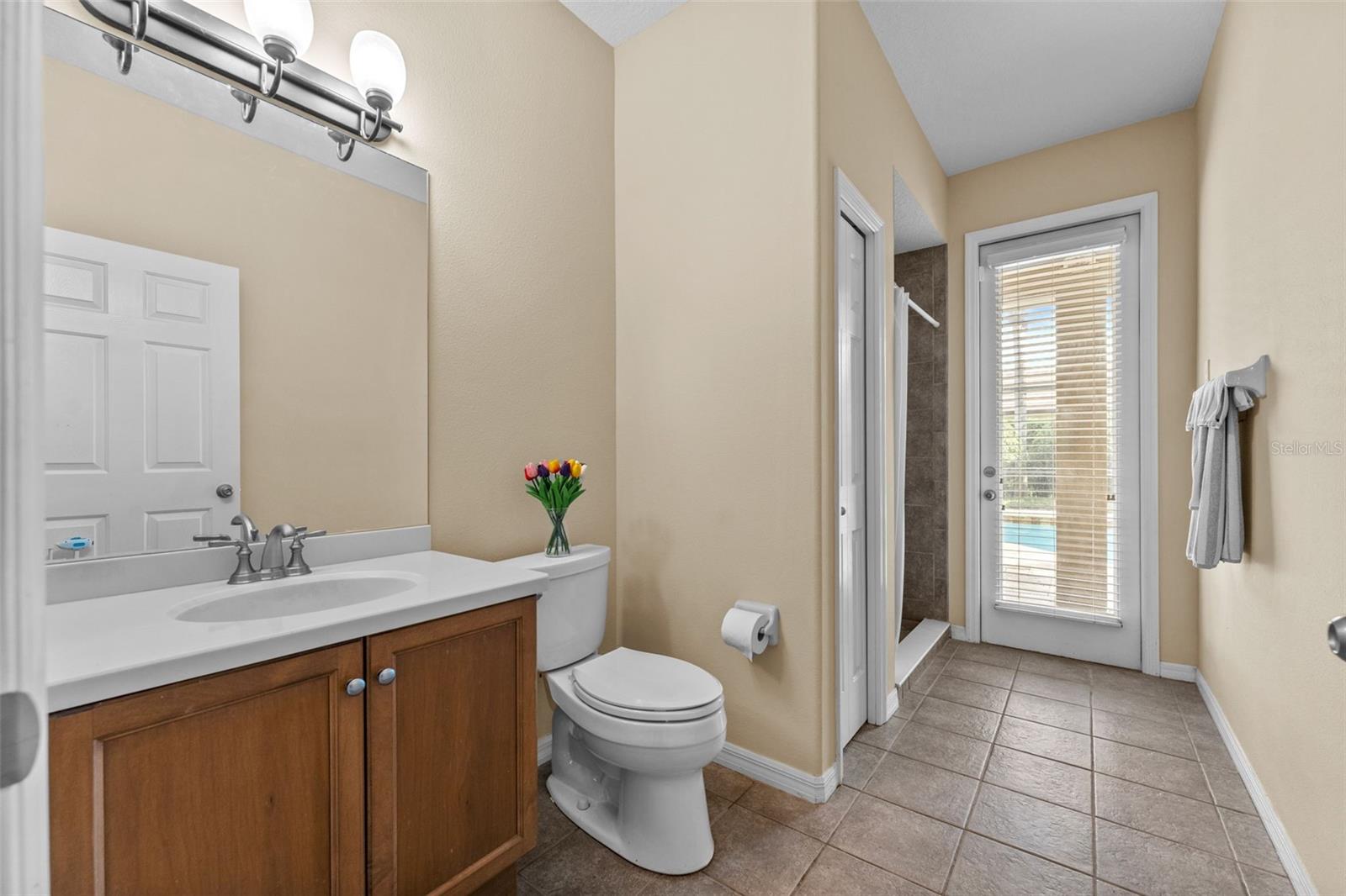 WELLINGTON MANOR PH 2 - Residential