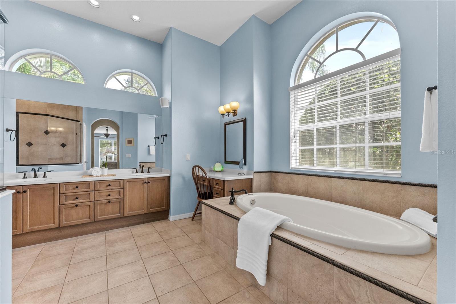 WELLINGTON MANOR PH 2 - Residential