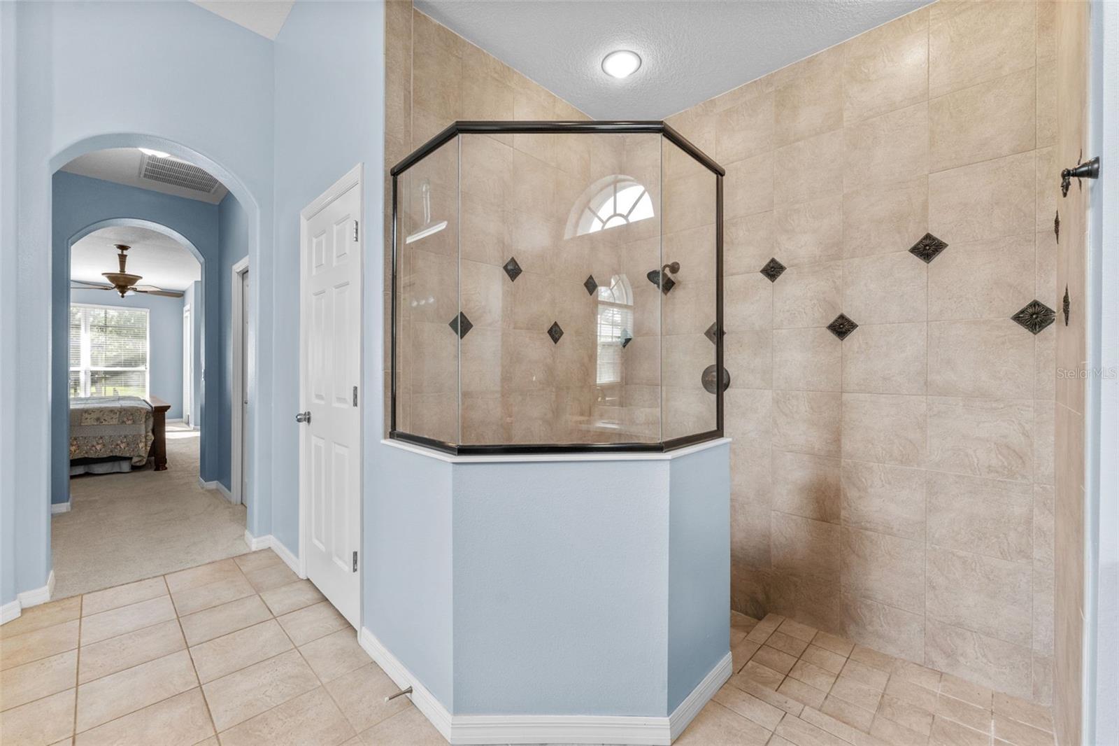 WELLINGTON MANOR PH 2 - Residential