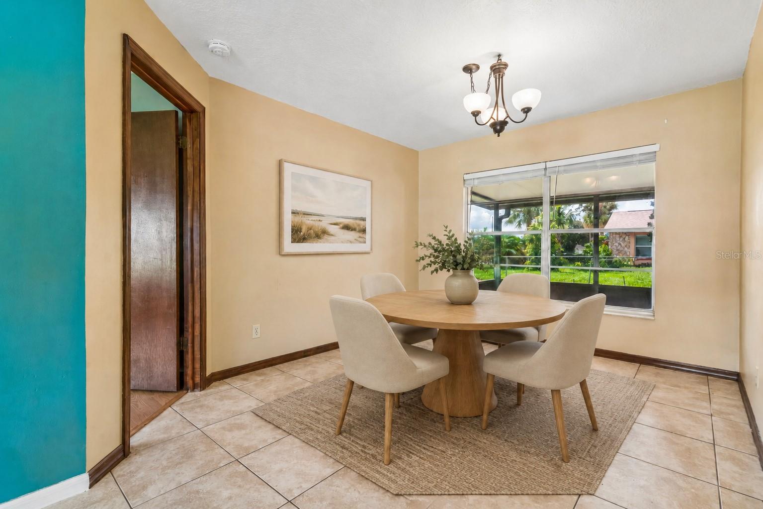 2402 WOODWAY DRIVE