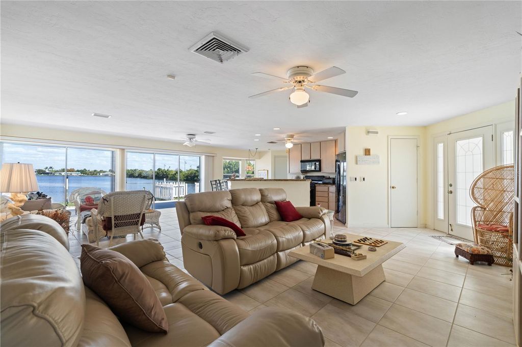 Photo of 109 W Tarpon Boulevard NW, Port Charlotte, FL 33952 (MLS # C7523358)