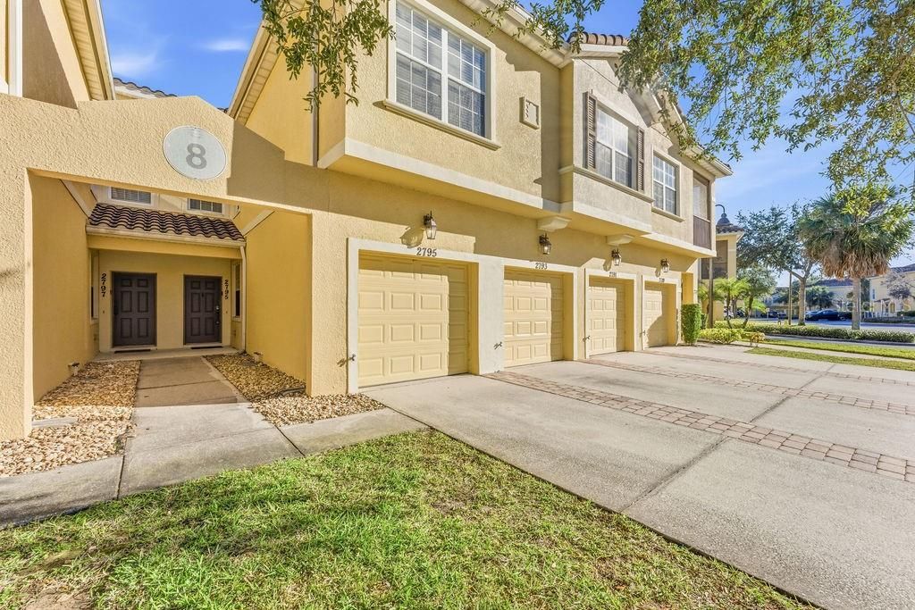 Photo of 2795 Oakwater Drive, Kissimmee, FL 34747 (MLS # O6377072)