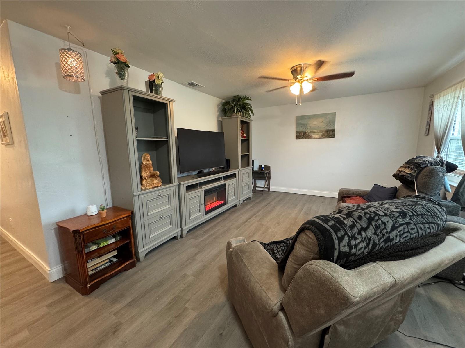 940 BOULDER DRIVE