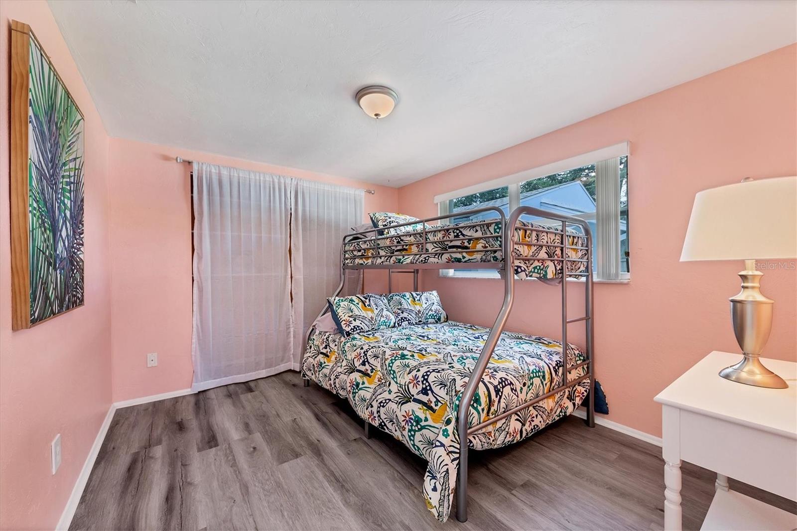 RICHMOND HILL - Residential