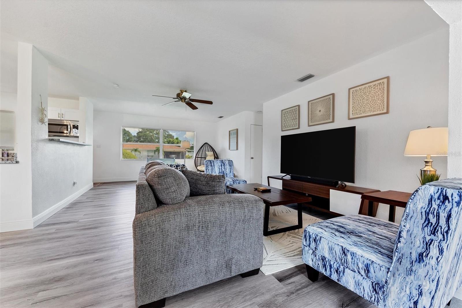 RICHMOND HILL - Residential