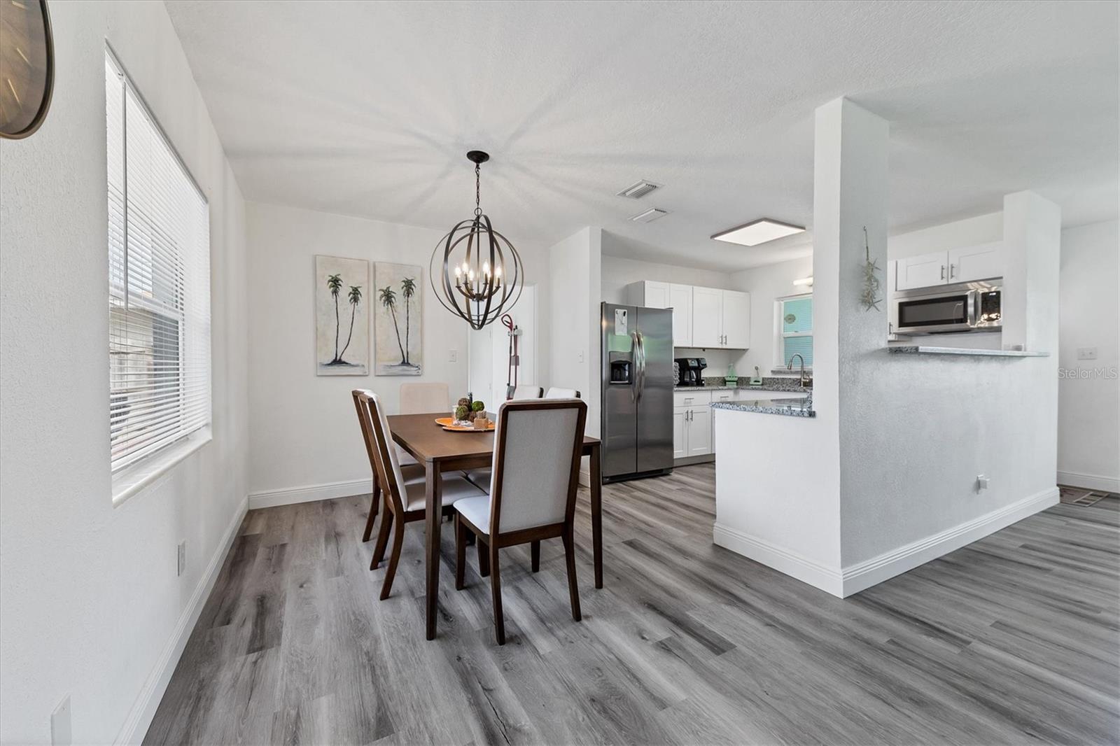 RICHMOND HILL - Residential