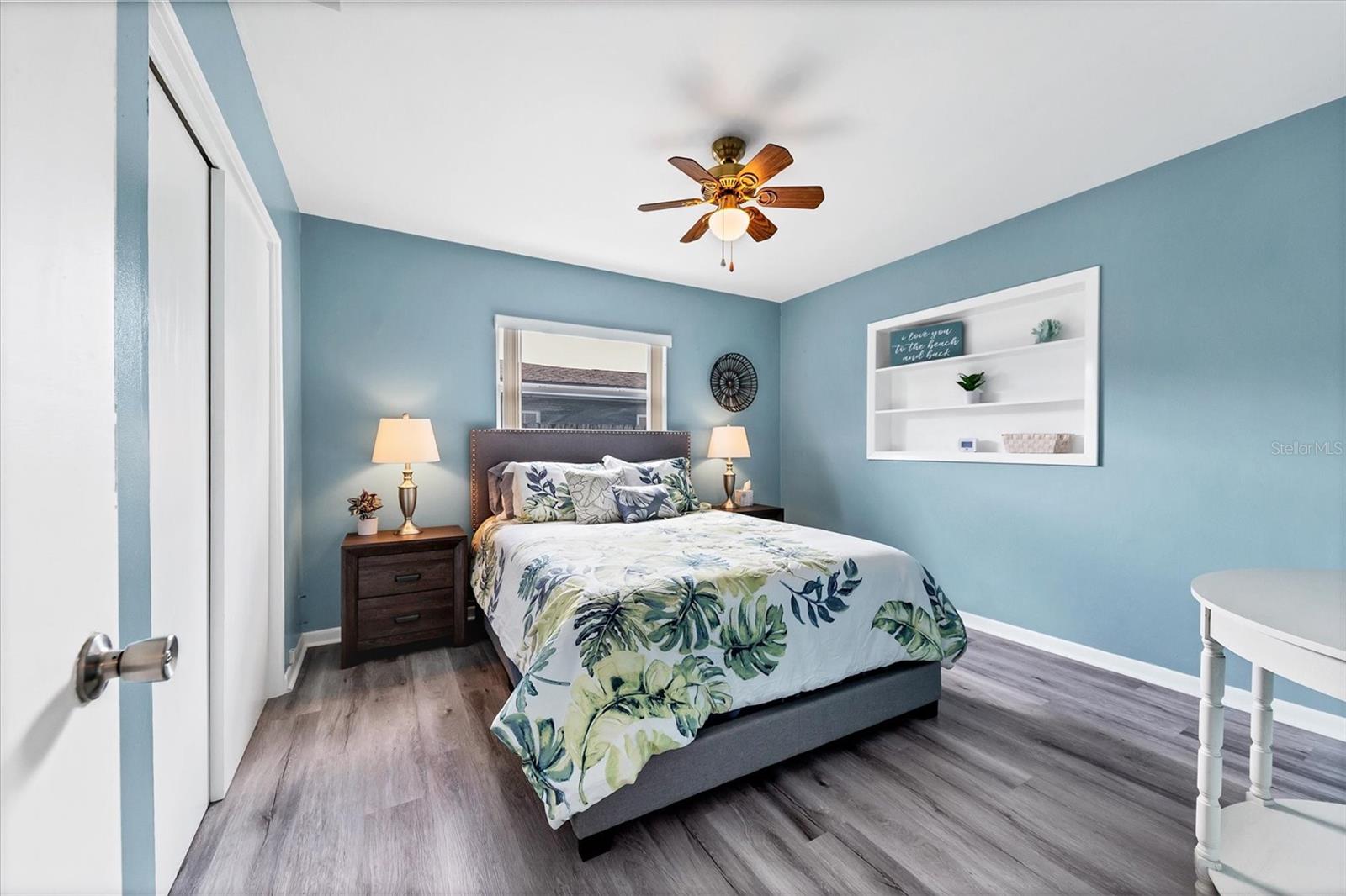 RICHMOND HILL - Residential