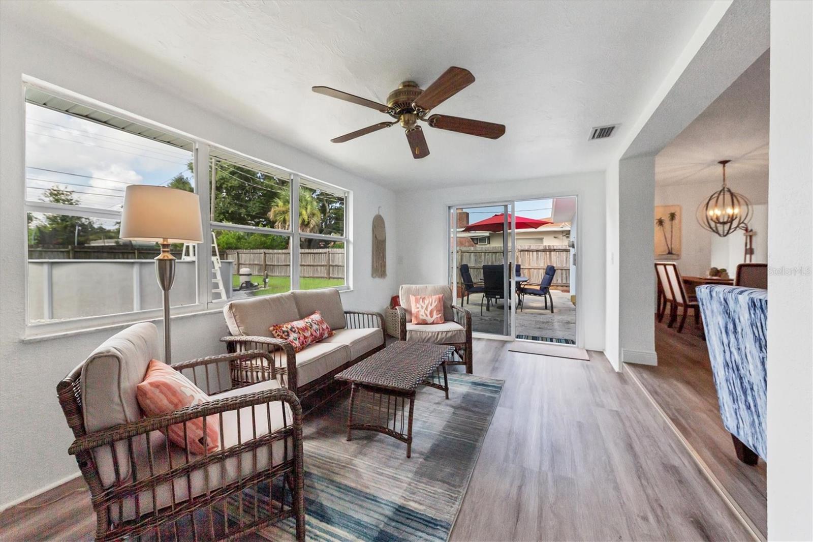 RICHMOND HILL - Residential