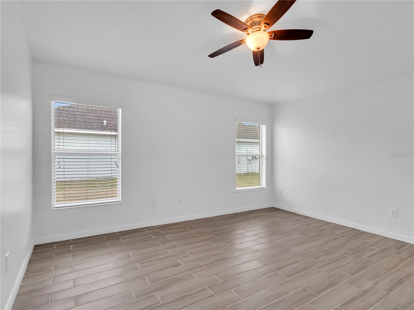 HAWKS POINT PH 1C-2 & 1D - Residential Lease