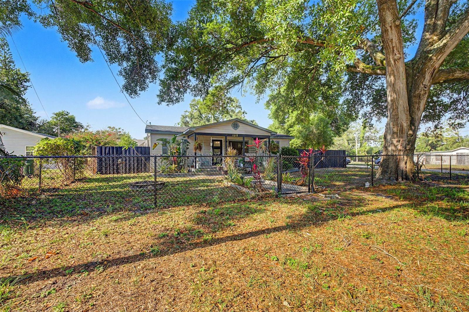 1318 W RAMBLA STREET