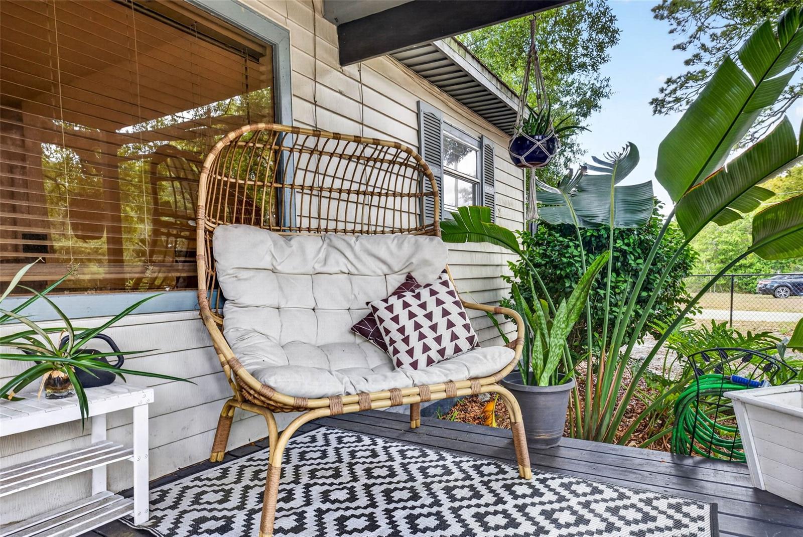 1318 W RAMBLA STREET