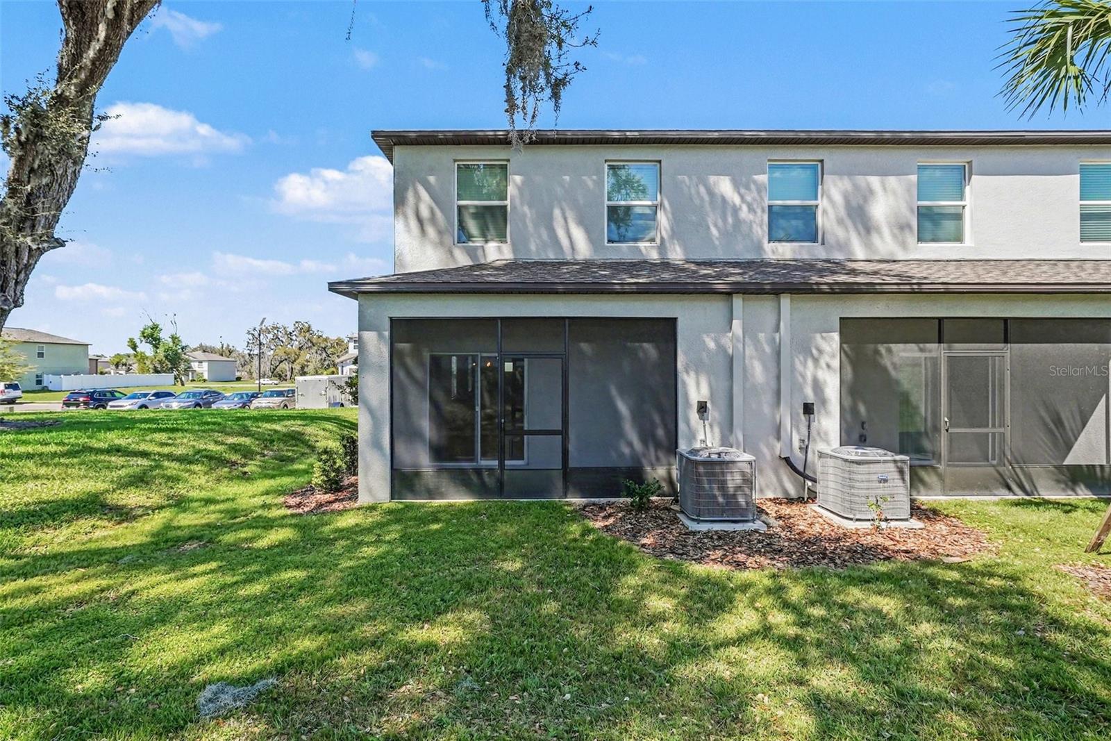 ABBOTT SQUARE - Residential