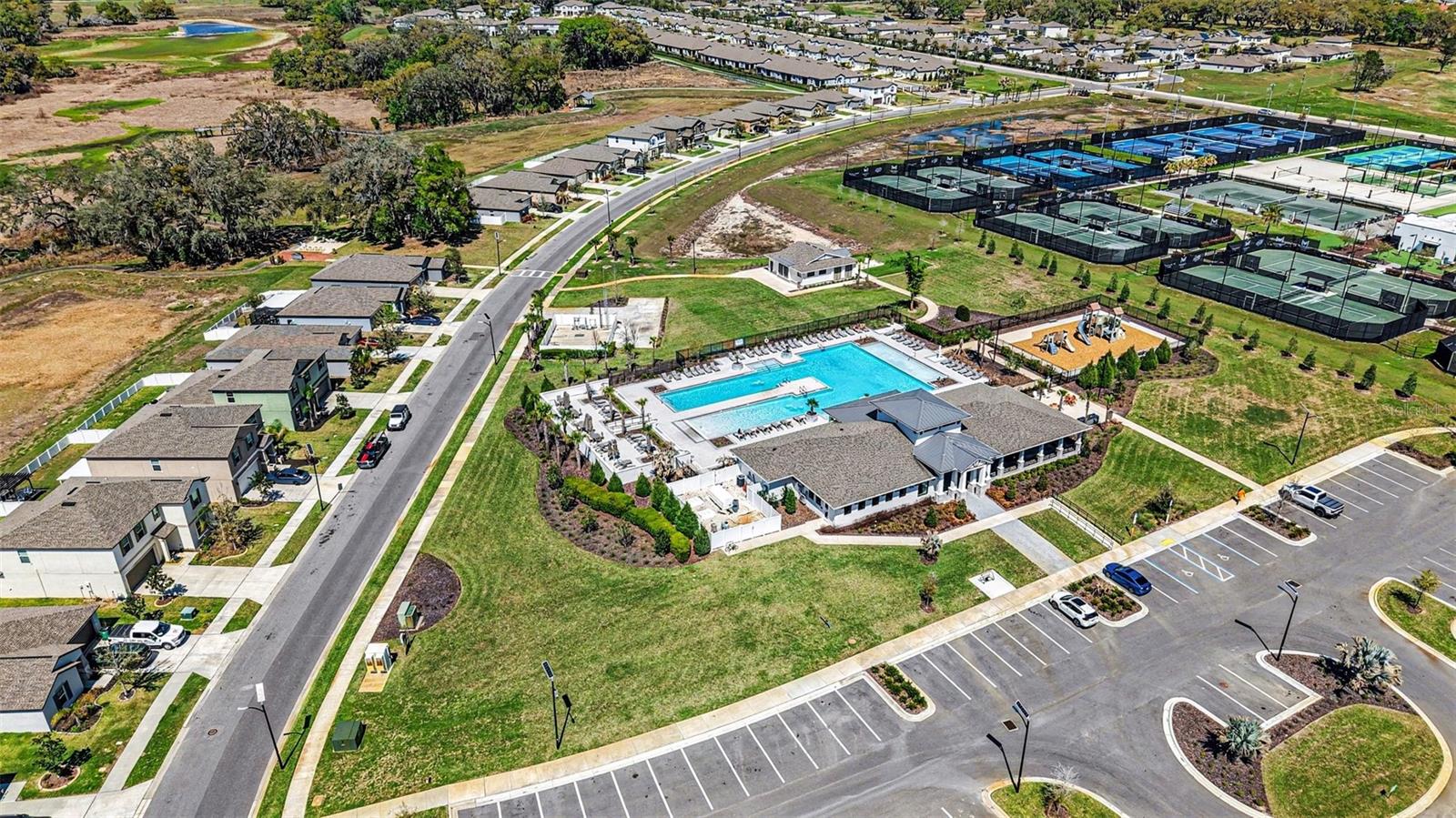 ABBOTT SQUARE - Residential