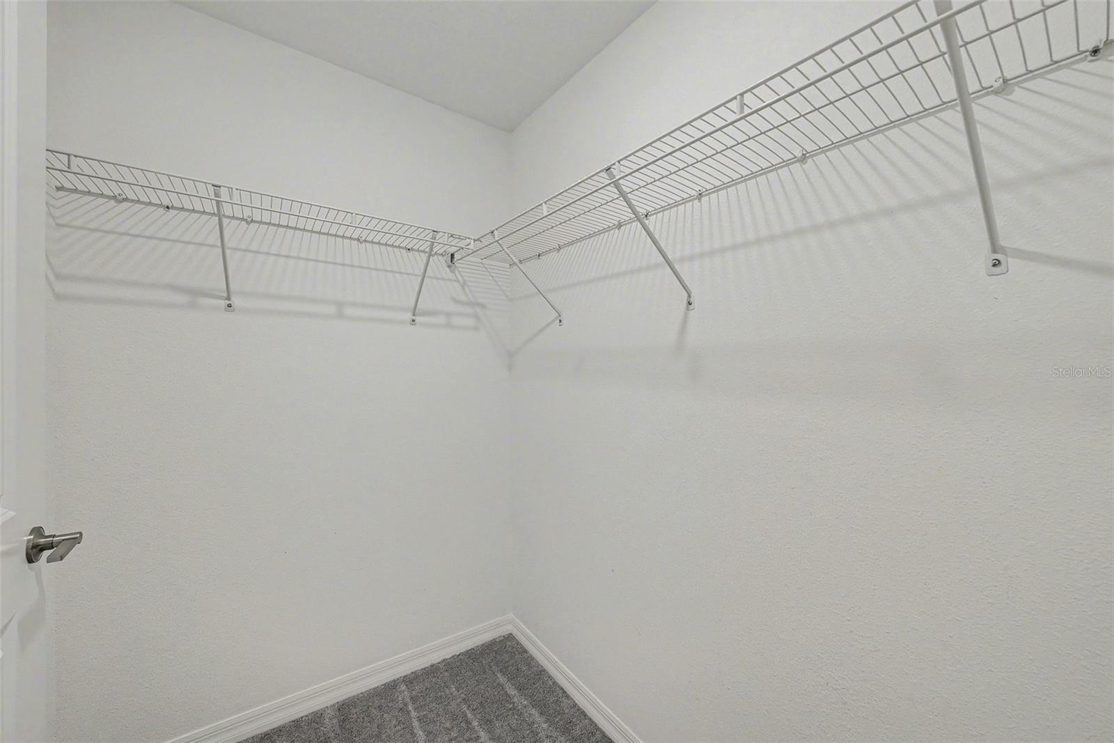 ABBOTT SQUARE - Residential