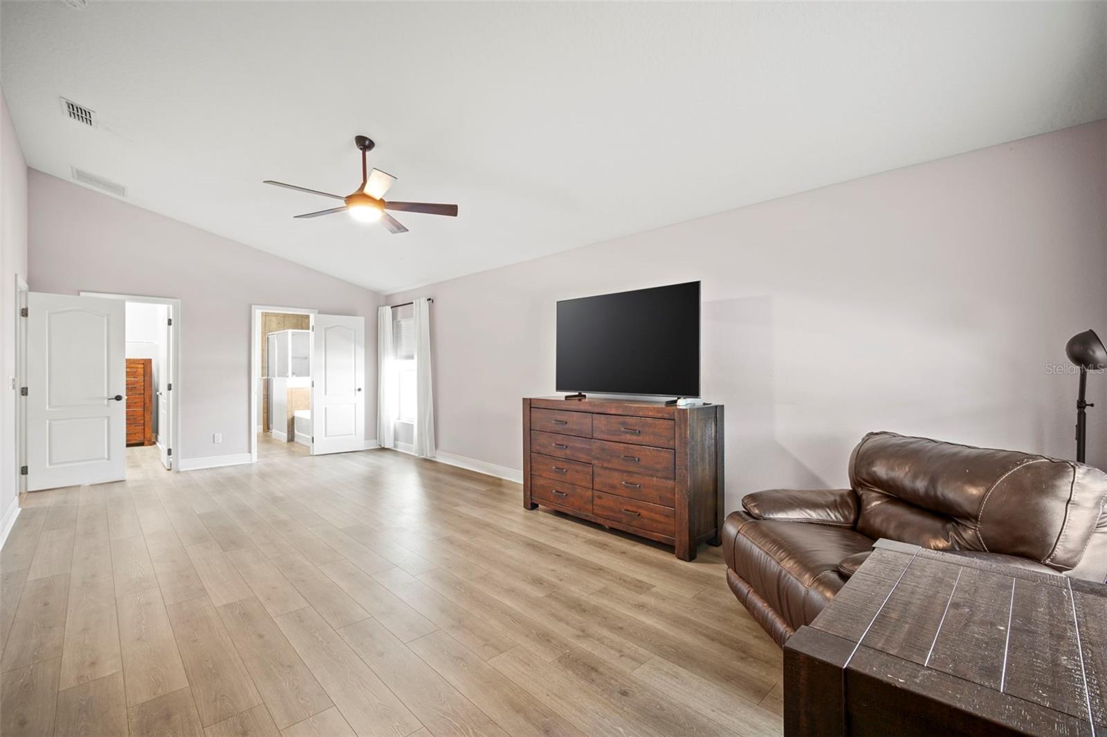 ROCKET CITYA - Residential