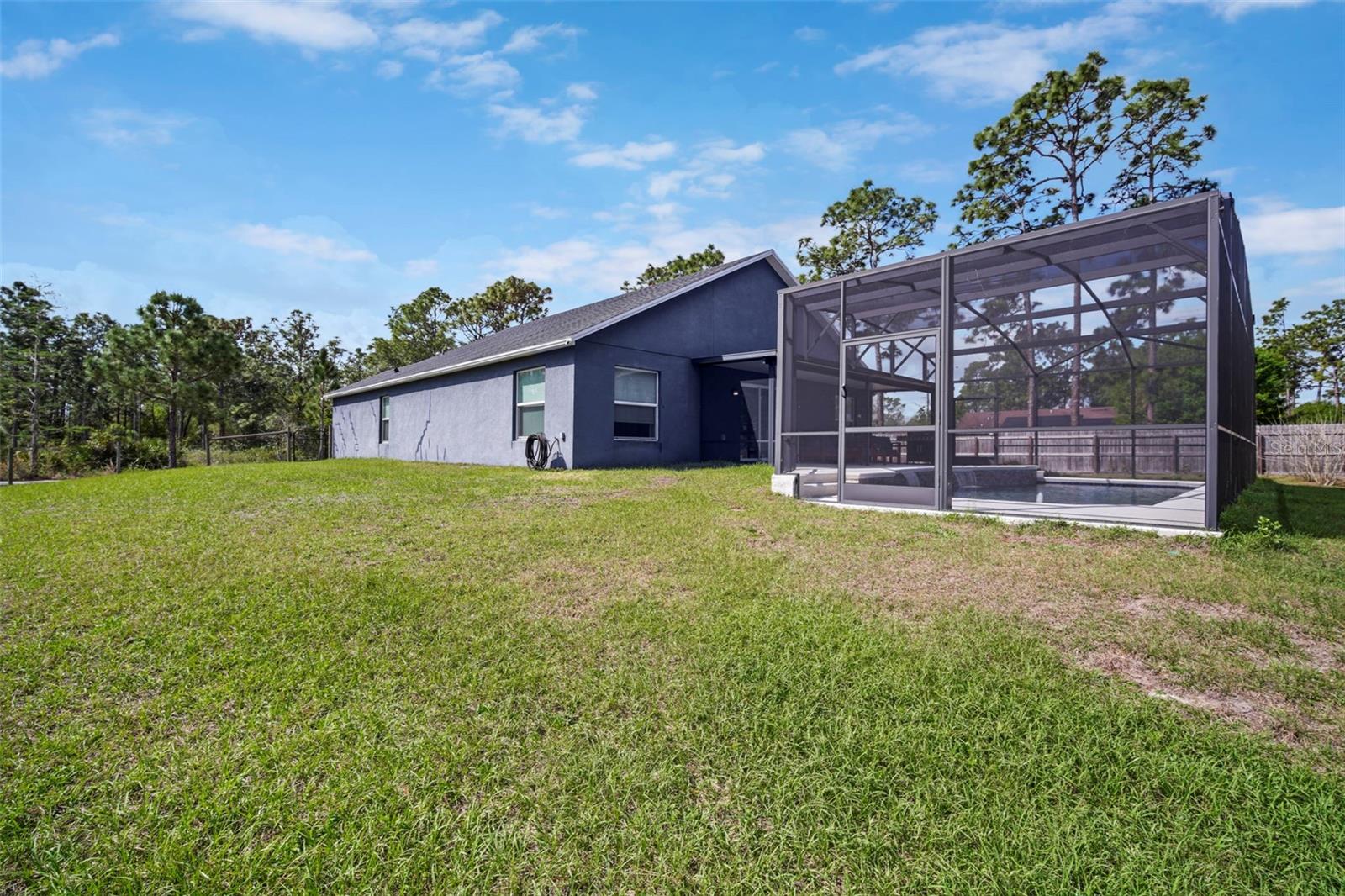 ROCKET CITYA - Residential