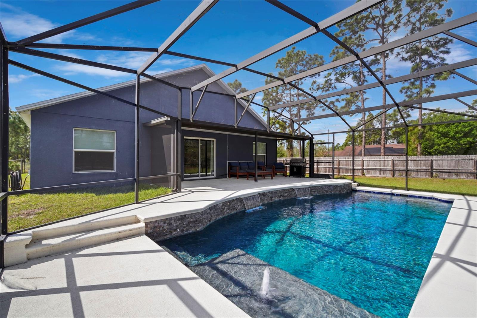 ROCKET CITYA - Residential