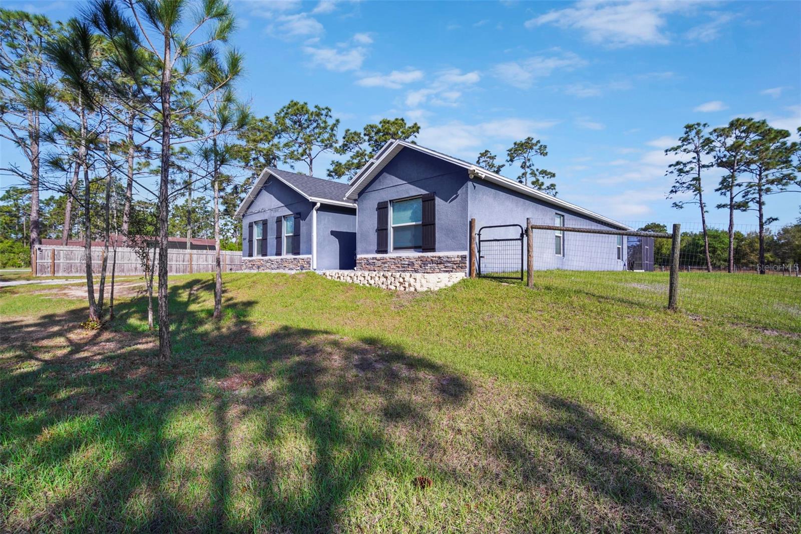 ROCKET CITYA - Residential