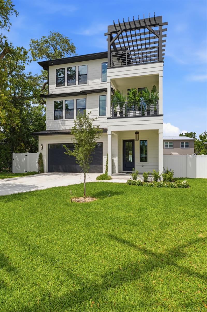 RIDGEWOOD PARK - Residential