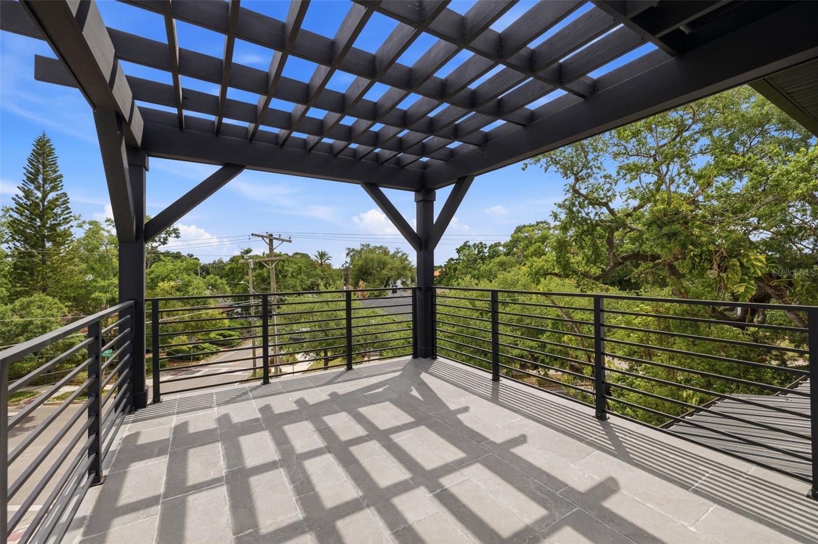 RIDGEWOOD PARK - Residential