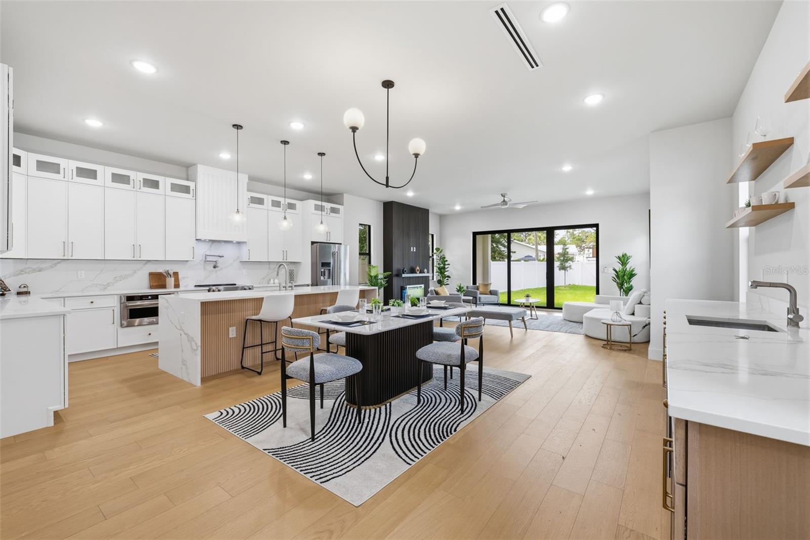 RIDGEWOOD PARK - Residential