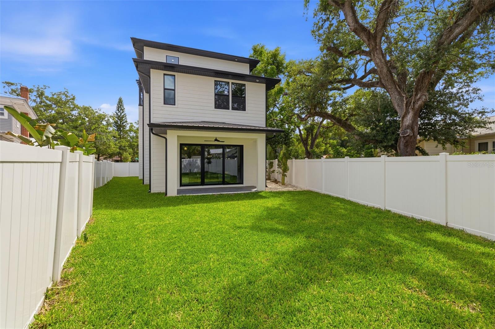 RIDGEWOOD PARK - Residential