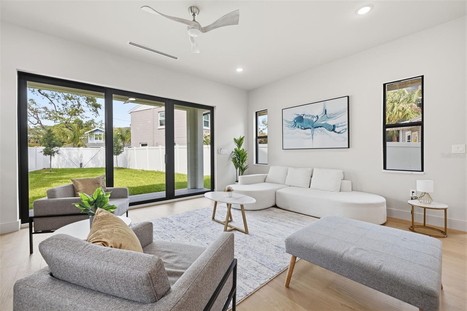 RIDGEWOOD PARK - Residential