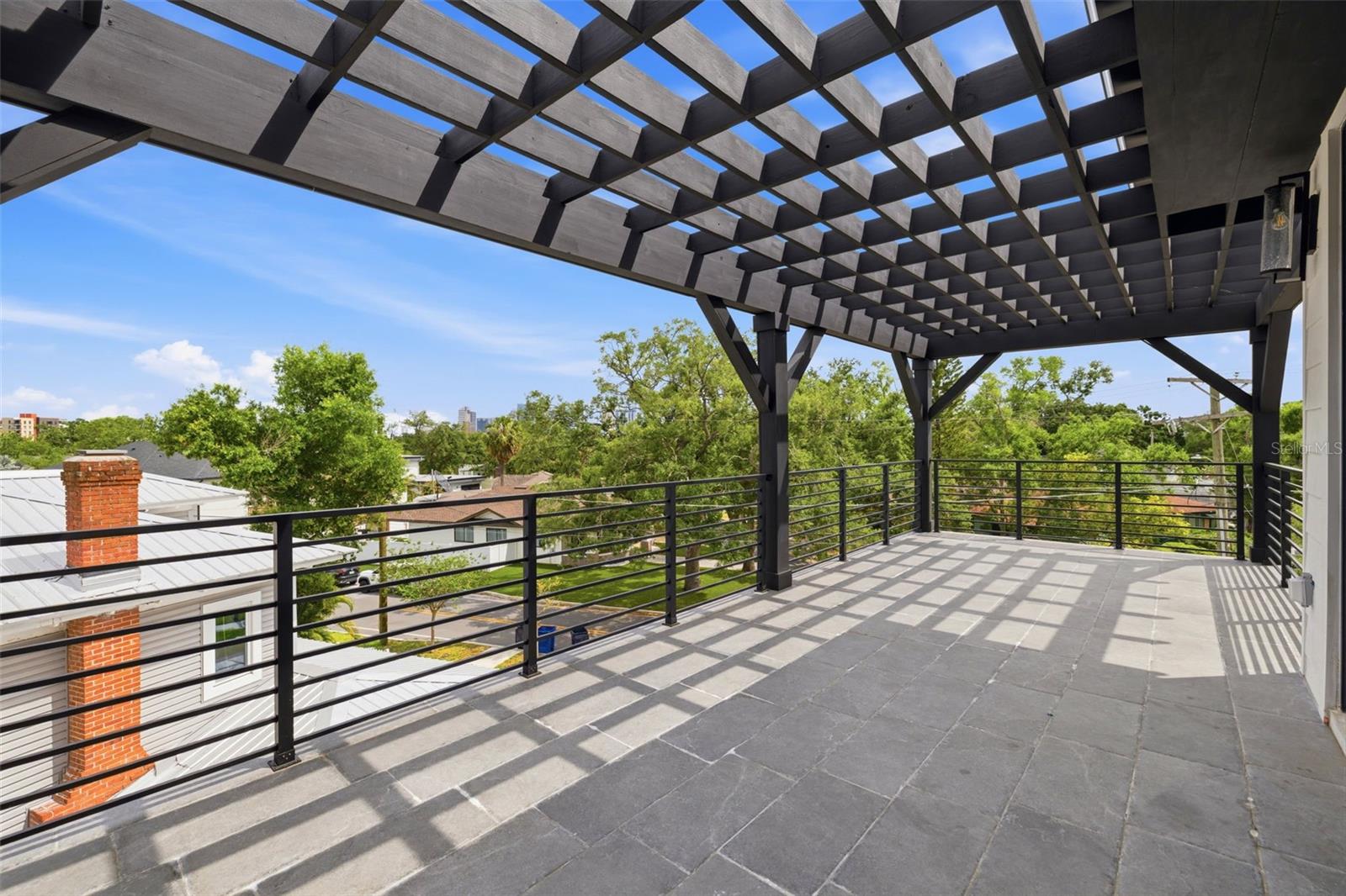 RIDGEWOOD PARK - Residential