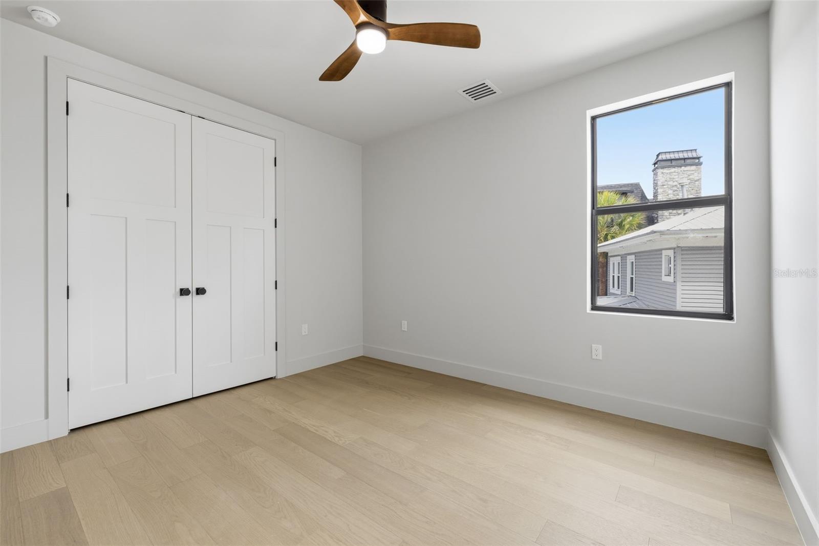 RIDGEWOOD PARK - Residential